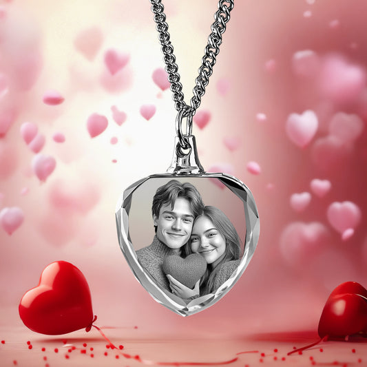 Anniversary Day Heart-Shaped 3D Crystal Necklace