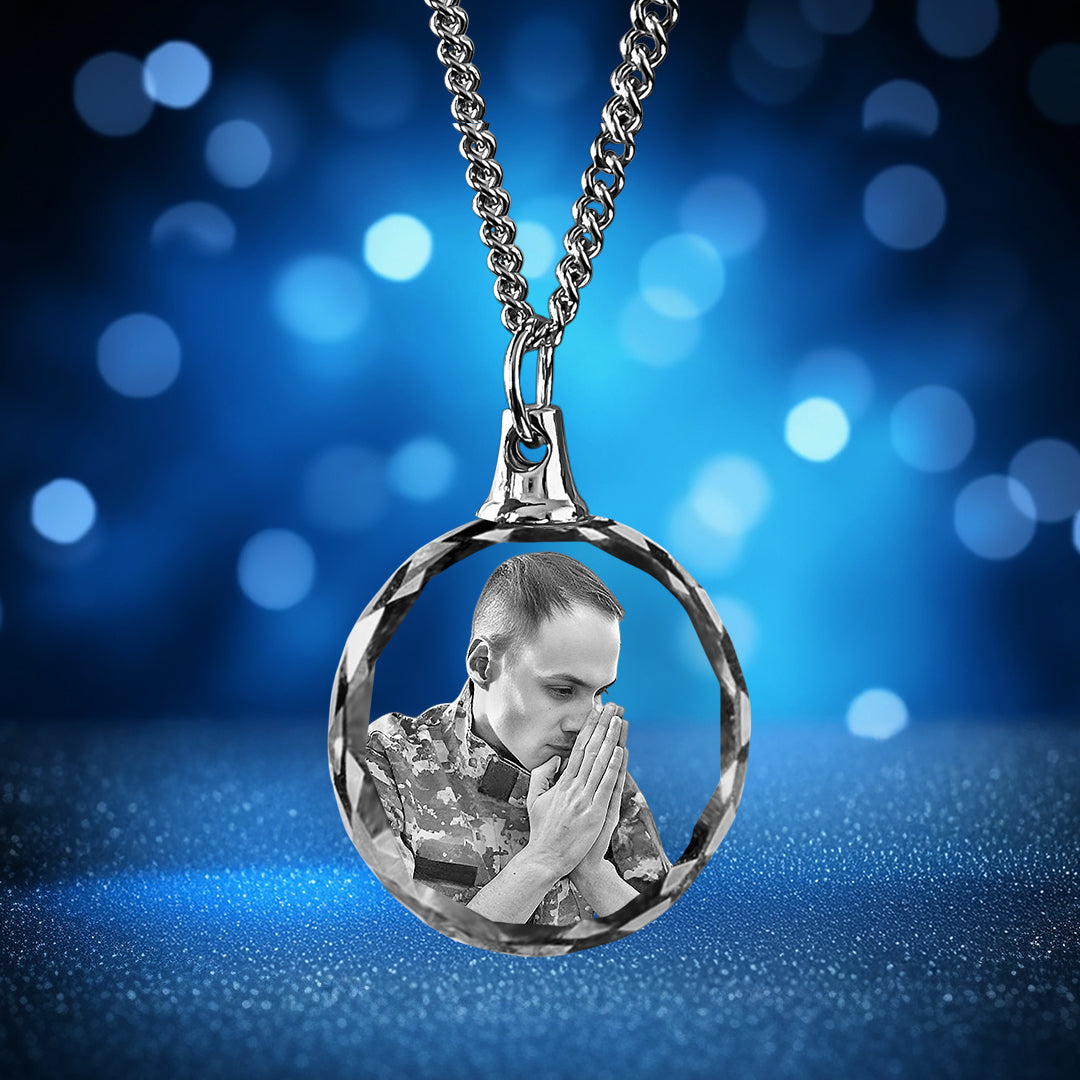 Memorial Day 3D Crystal Round Necklace – Custom Gift for Women, Men